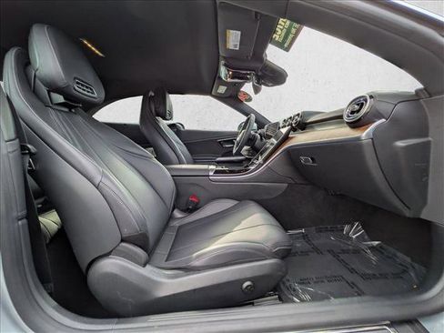 Used 2024 Mercedes-Benz CLE 300 4MATIC Cabriolet image 18