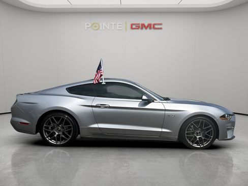 Used 2021 Ford Mustang GT Premium w/ Equipment Group 401A RWD image 9