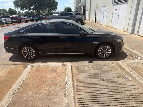 Used 2022 Honda Accord EX-L image 7