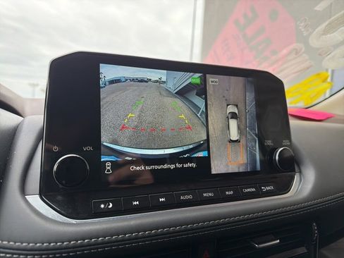 Certified 2023 Nissan Rogue SL w/ SL Premium Package image 20