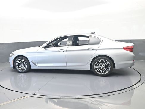 Used 2020 BMW 530i w/ Convenience Package image 3