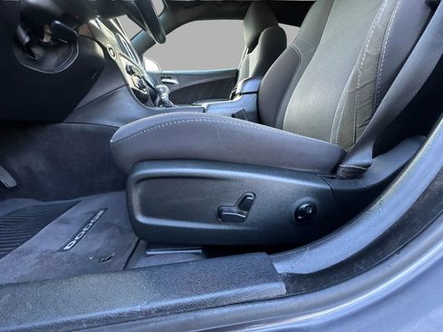 Used 2015 Dodge Charger R/T RWD image 17