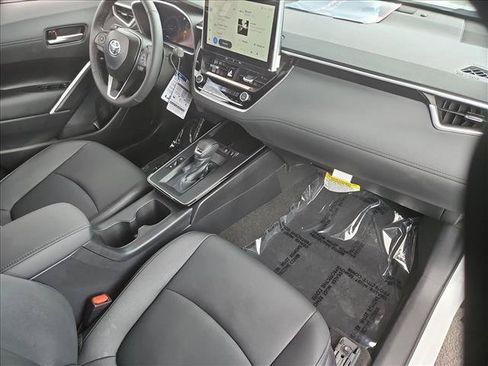 Certified 2026 Toyota Corolla Cross XLE w/ Convenience Package AWD/4WD image 29