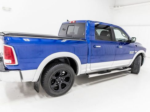 Used 2016 RAM 1500 Laramie w/ Convenience Group AWD/4WD image 8