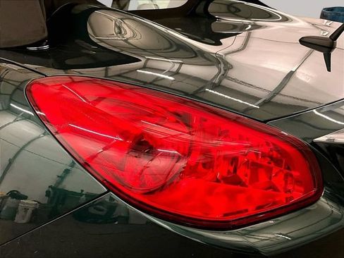 Used 2007 Pontiac Solstice Convertible w/ Premium Package RWD image 26