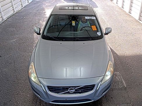 Used 2011 Volvo S60 T6 AWD/4WD image 2