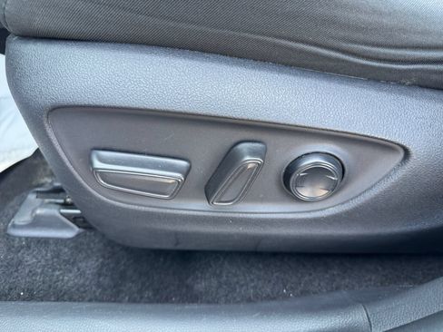 Used 2024 Toyota RAV4 XLE FWD image 15