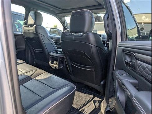 Used 2025 RAM 1500 Limited image 30