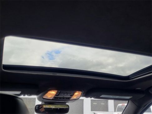 Used 2023 Dodge Durango Citadel image 32