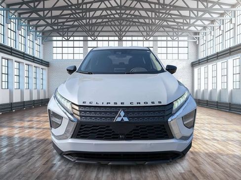 Used 2022 Mitsubishi Eclipse Cross LE FWD image 9