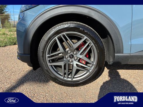 Used 2025 Ford Explorer ST w/ Sun And Sound Package AWD/4WD image 26