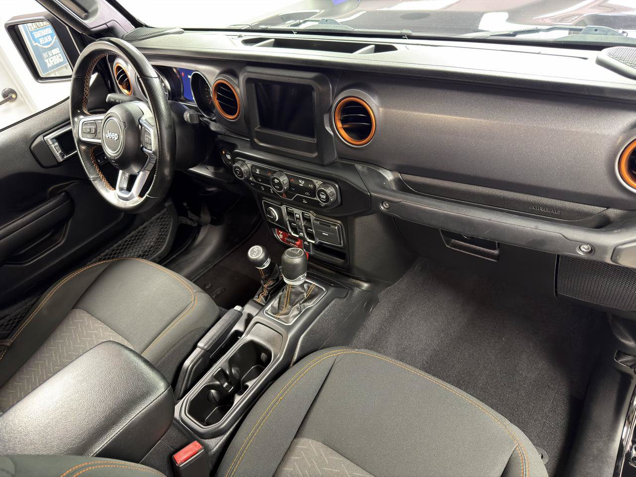 Used 2021 Jeep Gladiator Mojave AWD/4WD image 26