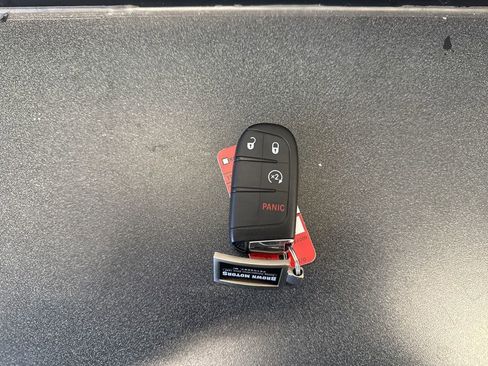 Used 2019 Jeep Compass Latitude w/ Popular Equipment Group AWD/4WD image 24