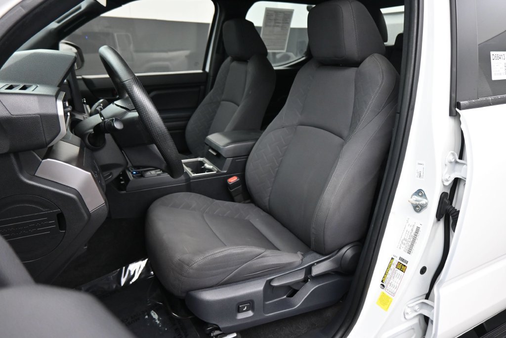 Used 2024 Toyota Tacoma SR5 AWD/4WD image 15