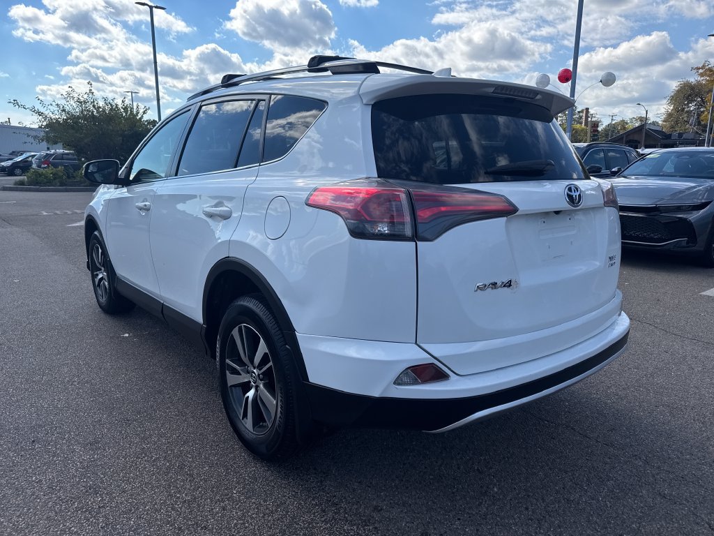 Used 2017 Toyota RAV4 XLE w/ Plus Special Value Package AWD/4WD image 5