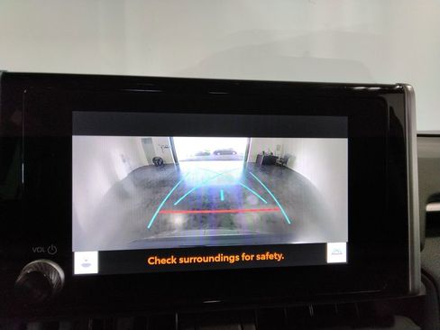 Used 2024 Toyota RAV4 LE image 21