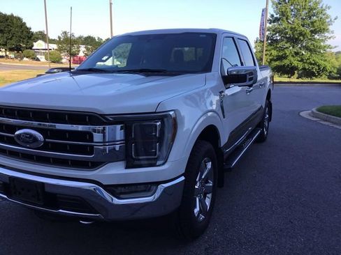Used 2021 Ford F150 Lariat w/ Equipment Group 502A High AWD/4WD image 6