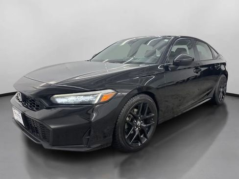 Used 2025 Honda Civic Sport image 4