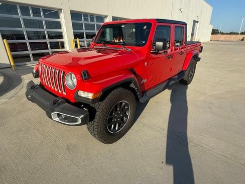 Used 2021 Jeep Gladiator Overland w/ Trailer Tow Package AWD/4WD image 7