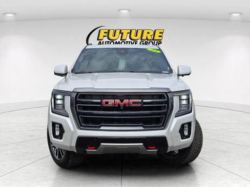 Used 2023 GMC Yukon XL AT4 w/ AT4 Premium Plus Package AWD/4WD image 2