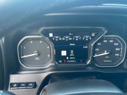 Used 2023 GMC Sierra 2500 Denali w/ Denali Ultimate Package image 13