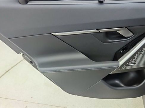 Used 2026 BMW 530i image 32