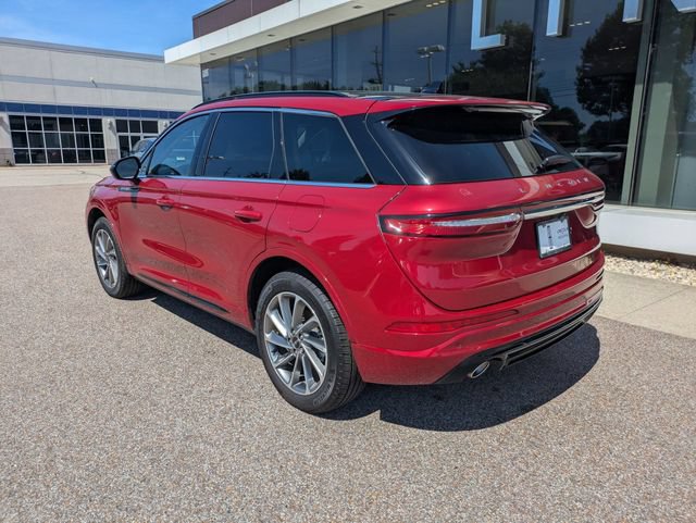 New 2025 Lincoln Corsair Grand Touring AWD/4WD image 3