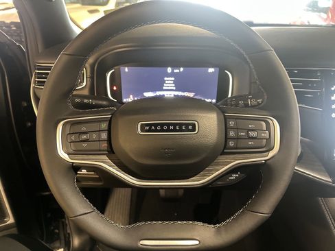 New 2024 Jeep Wagoneer L Series II w/ Flexible Seating Group image 11