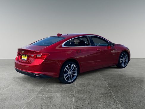 Used 2025 Chevrolet Malibu LT FWD image 5