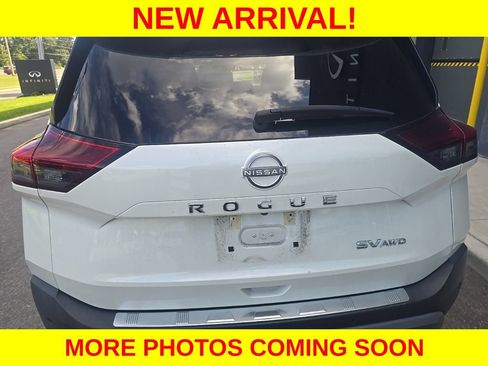 Used 2023 Nissan Rogue SV AWD/4WD image 10
