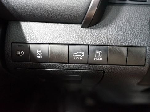 Used 2024 Toyota Camry SE image 26