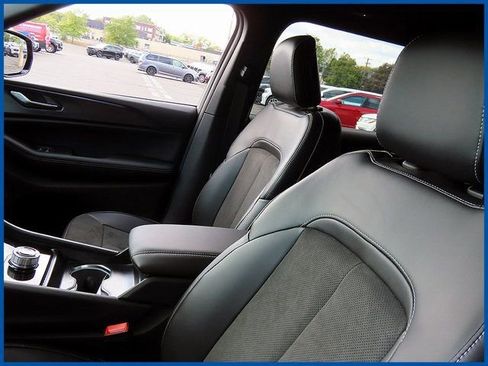 New 2025 Jeep Grand Cherokee L Altitude image 14