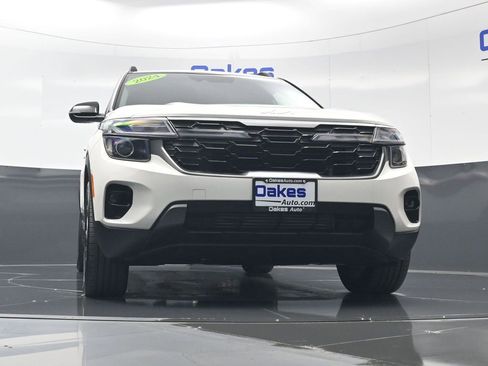 Certified 2024 Kia Seltos X-Line AWD/4WD image 40