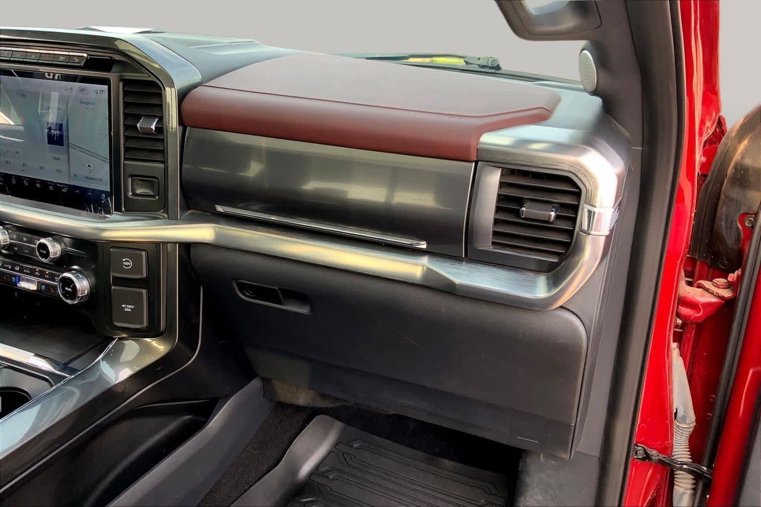 Used 2022 Ford F150 Lariat w/ Equipment Group 502A High AWD/4WD image 17