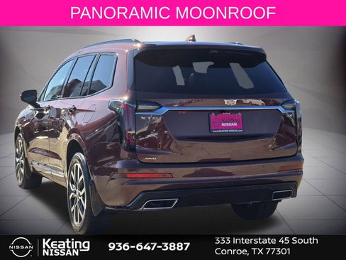 Used 2022 Cadillac XT6 Sport w/ Technology Package image 5