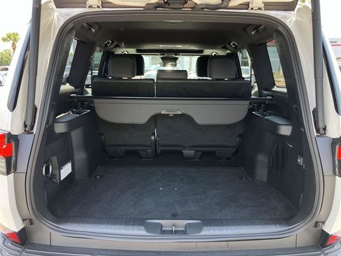 Used 2025 Lexus GX 550 AWD/4WD image 31