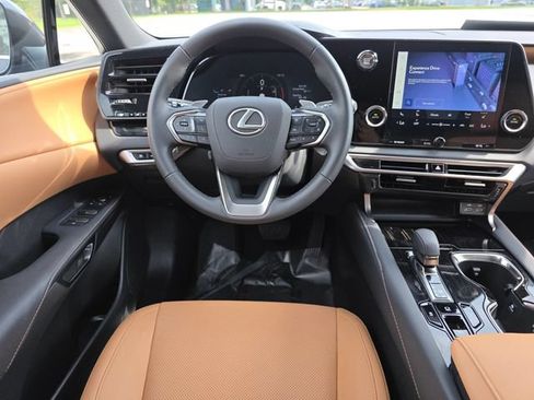 Used 2025 Lexus RX 350 FWD image 21