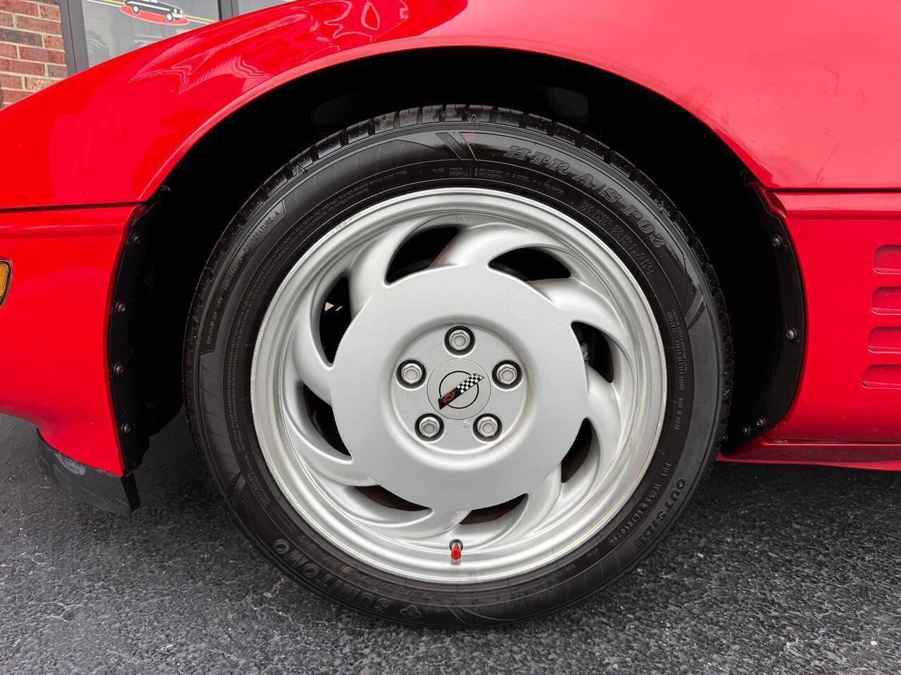 Used 1992 Chevrolet Corvette Coupe RWD image 13