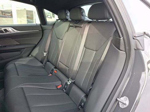 Used 2025 BMW i4 xDrive40i w/ Premium Package AWD/4WD image 7