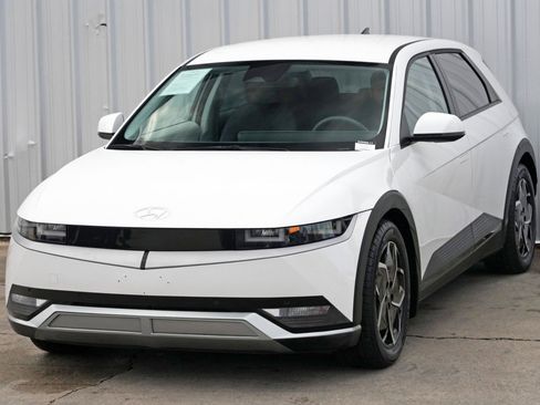 Used 2024 Hyundai Ioniq 5 SEL image 46