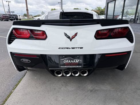 Used 2016 Chevrolet Corvette Stingray Coupe w/ Z51 2LT w/ 2LT Preferred Equipment Group RWD image 10
