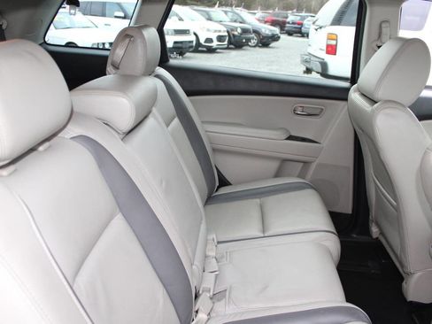 Used 2011 MAZDA CX-9 Touring image 16