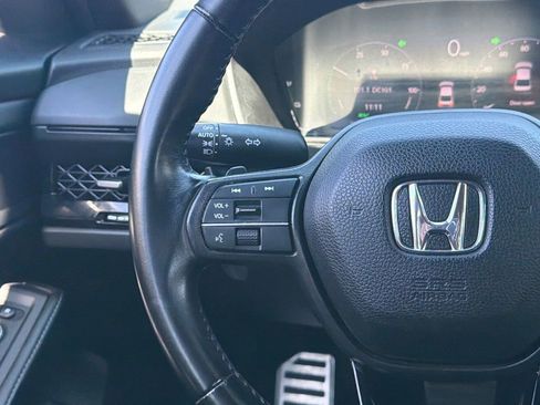 Used 2023 Honda Accord Sport image 25