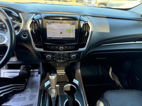 Used 2018 Chevrolet Traverse Premier w/ LPO, Floor Liner Package AWD/4WD image 30