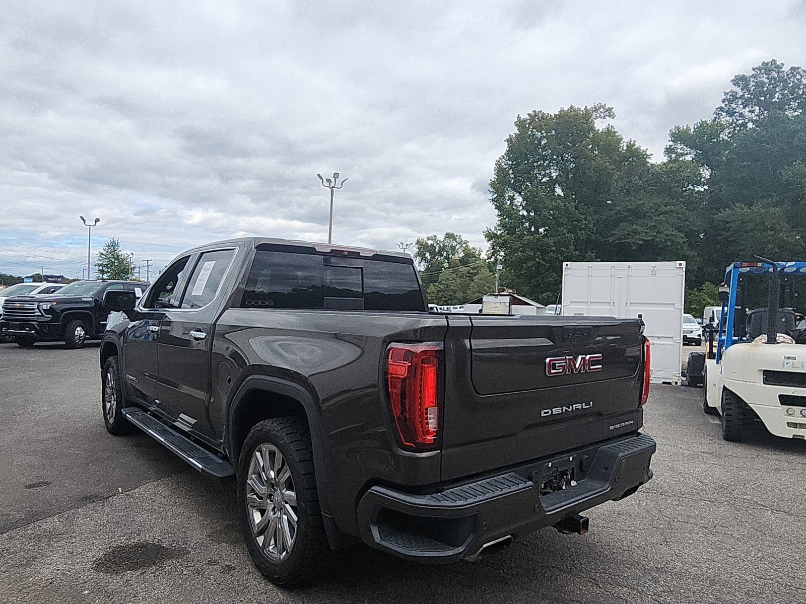 Used 2019 GMC Sierra 1500 Denali w/ Technology Package AWD/4WD image 3