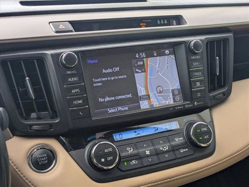 Used 2018 Toyota RAV4 XLE FWD image 13