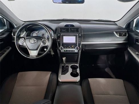 Used 2013 Toyota Camry SE image 26