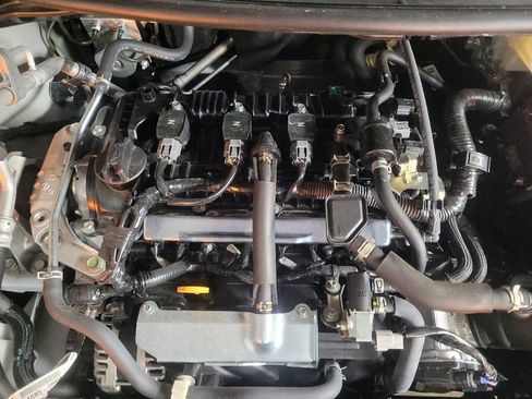 Used 2025 Nissan Versa S w/ S Plus Package image 30