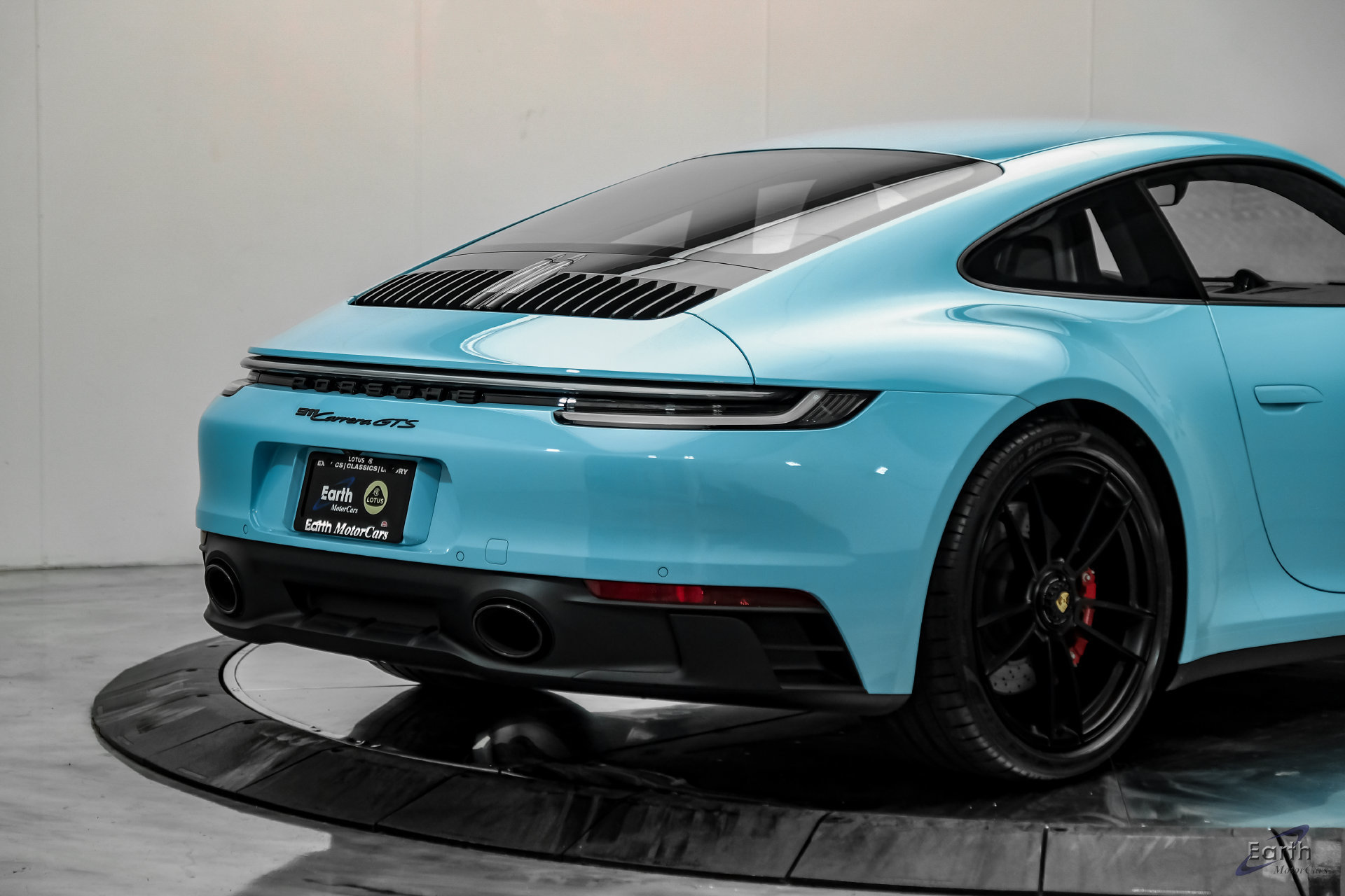 Used 2024 Porsche 911 Carrera GTS RWD image 18
