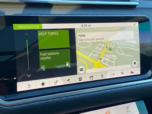 Used 2020 Land Rover Range Rover Velar S AWD/4WD image 24